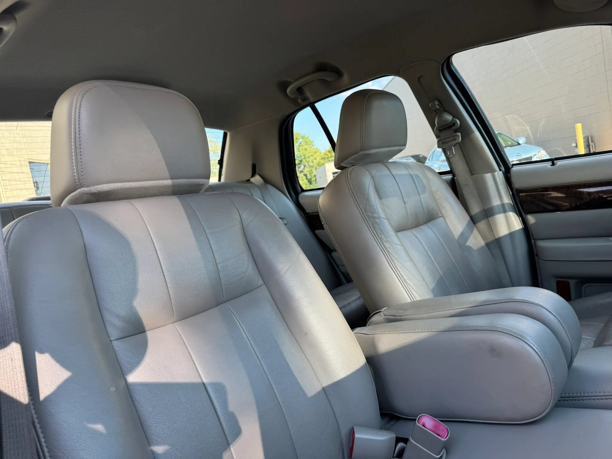 Used 2010 Mercury Grand Marquis LS RWD image 25
