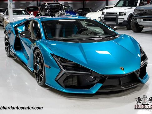 Used 2025 Lamborghini Revuelto AWD/4WD image 11