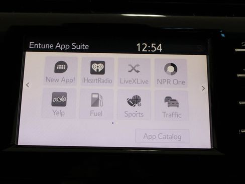 Used 2018 Toyota Camry LE FWD image 40