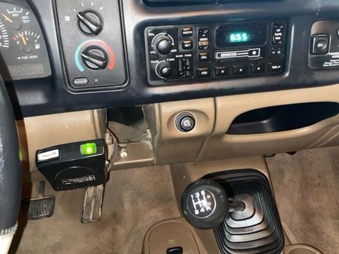 Used 1998 Dodge Ram 2500 Truck 2WD Quad Cab image 13