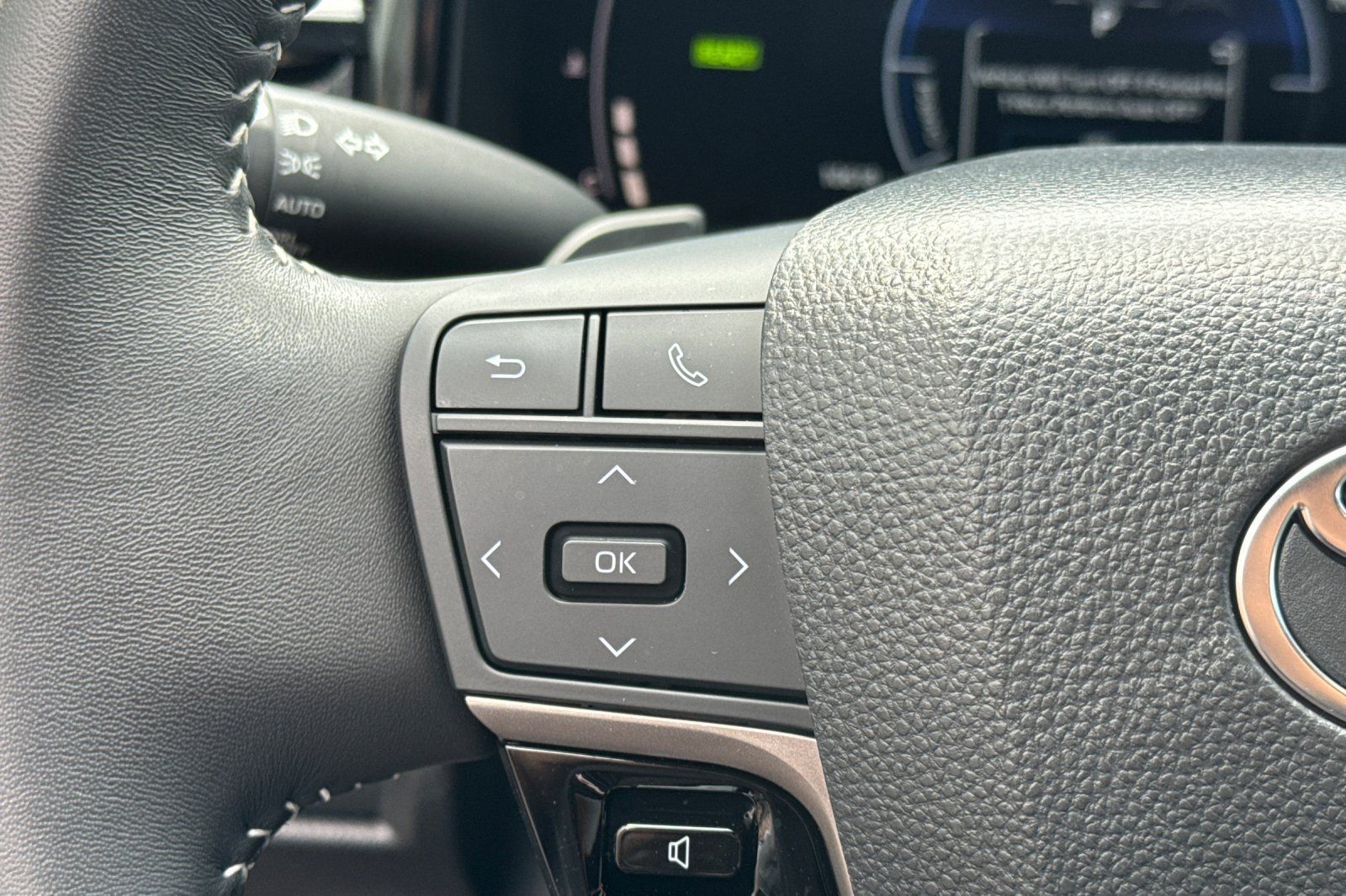 Certified 2025 Toyota Camry SE w/ Convenience Package FWD image 30