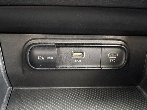 Used 2024 Kia Sportage LX image 19