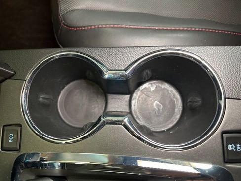 Used 2017 Chevrolet Equinox Premier w/ Enhanced Convenience Package image 28