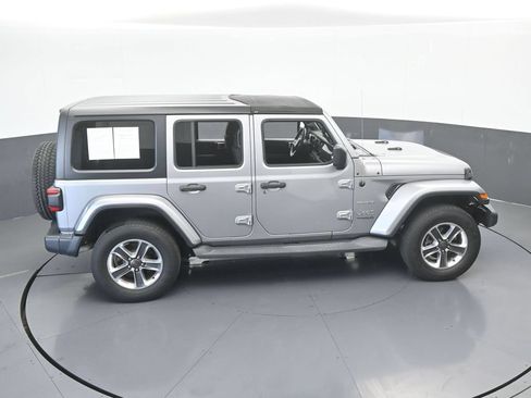 Used 2019 Jeep Wrangler Unlimited Sahara AWD/4WD image 54