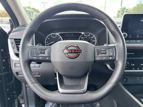 Certified 2025 Nissan Rogue SV AWD/4WD image 29