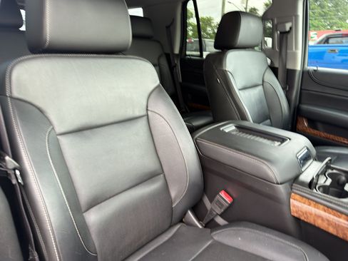 Used 2019 Chevrolet Tahoe Premier RWD image 26