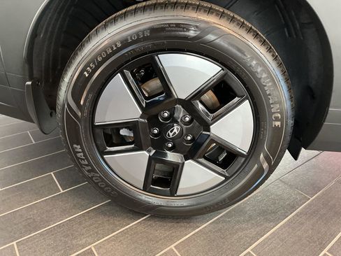 New 2026 Hyundai Santa Fe SE image 9