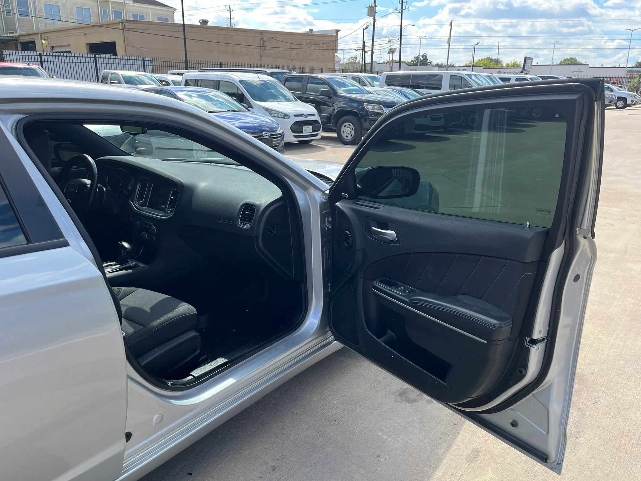 Used 2020 Dodge Charger SXT AWD/4WD image 33
