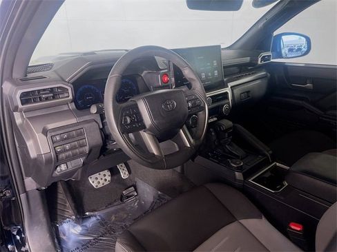 Used 2024 Toyota Tacoma TRD Sport image 10