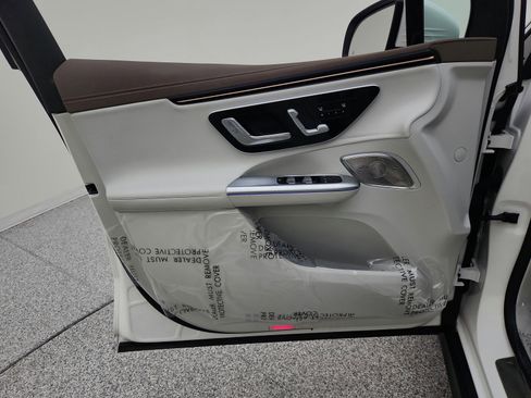 Certified 2024 Mercedes-Benz EQE 350+ SUV image 17