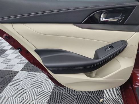 Used 2021 Nissan Maxima 3.5 SV w/ Floor Mat Group FWD image 15