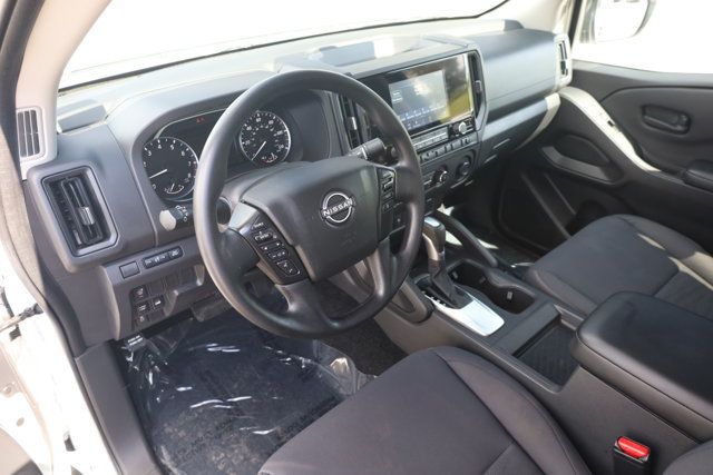 Used 2025 Nissan Frontier S AWD/4WD image 10