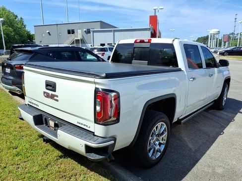 Used 2018 GMC Sierra 1500 Denali AWD/4WD image 5