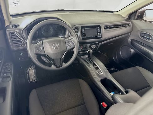 Used 2021 Honda HR-V LX image 18