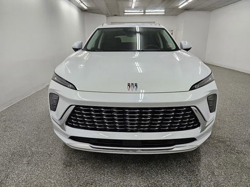 New 2026 Buick Envision Avenir AWD/4WD image 2