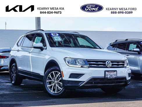 Used 2018 Volkswagen Tiguan SE w/ Panoramic Sunroof Package AWD/4WD image 1