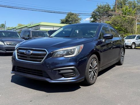 Used 2018 Subaru Legacy 2.5i Premium w/ Popular Package #1 AWD/4WD image 4