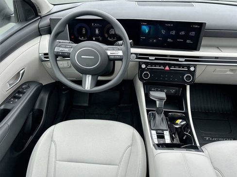 New 2026 Hyundai Tucson SEL FWD image 19