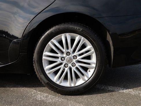 Used 2014 Lexus ES 350 w/ Luxury Package image 15