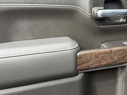 Used 2021 GMC Sierra 1500 Denali w/ Denali Ultimate Package image 23