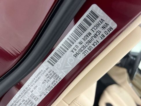 New 2025 Jeep Grand Cherokee Limited w/ Luxury Tech Group II image 29