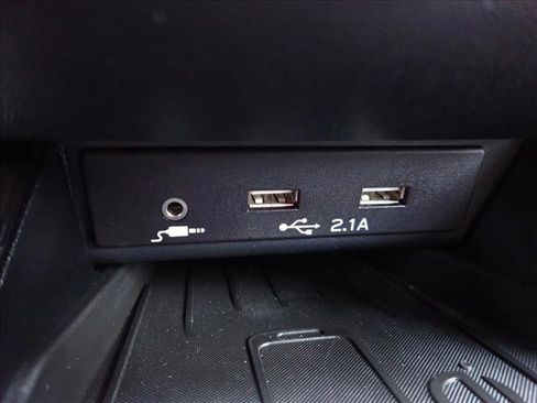 Used 2020 Subaru Outback Limited image 22