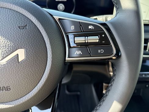 New 2026 Kia Seltos EX FWD image 21