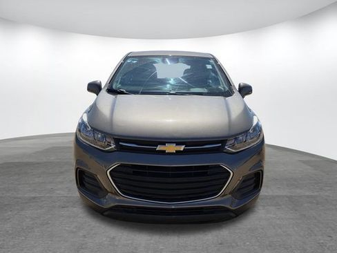 Used 2021 Chevrolet Trax LS w/ LPO, Cargo Package image 2