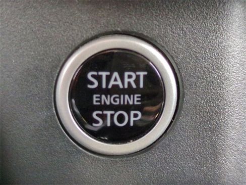 Used 2021 Nissan Rogue SV w/ Premium Package image 28