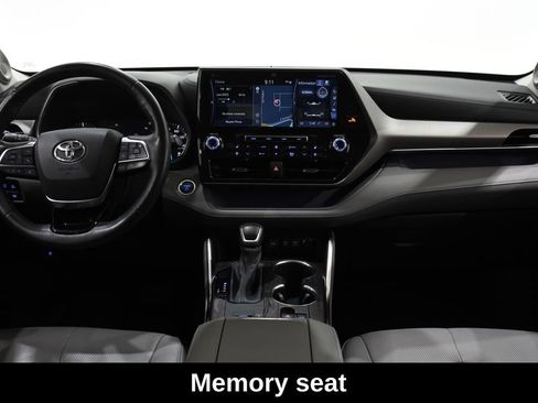 Used 2020 Toyota Highlander Limited AWD/4WD image 10