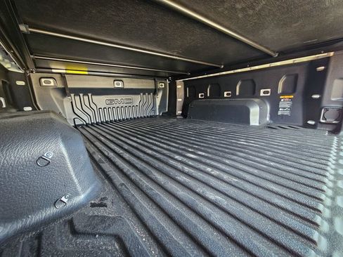 New 2026 GMC Sierra 1500 Elevation image 5