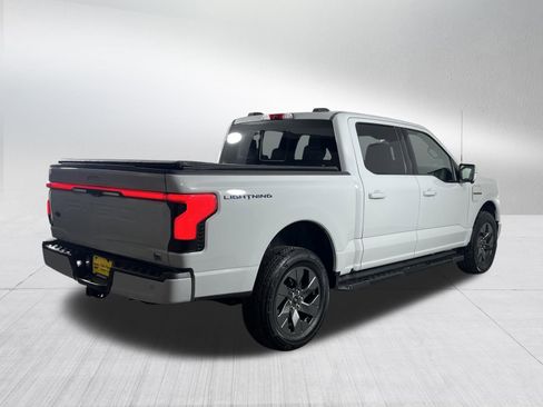Used 2023 Ford F150 Lightning Lariat image 7