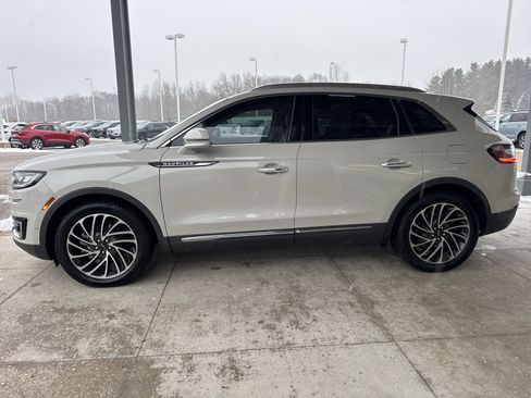 Used 2020 Lincoln Nautilus Reserve w/ Equipment Group 201A image 3