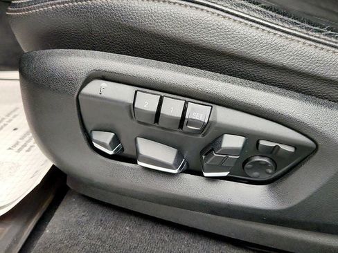 Used 2018 BMW X5 xDrive50i w/ M Sport Package image 12