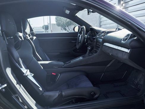 Used 2024 Porsche 718 Cayman GT4 RS w/ Weissach Package image 23