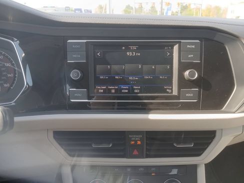 Used 2020 Volkswagen Jetta S FWD image 12
