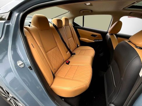 New 2025 Nissan Sentra SV w/ SV Premium Package image 9