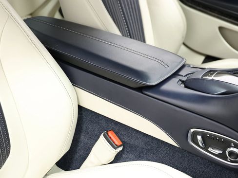Used 2019 Aston Martin DB11 Coupe RWD image 81
