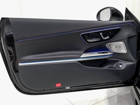 Used 2025 Mercedes-Benz CLE 53 AMG 4MATIC Coupe image 30