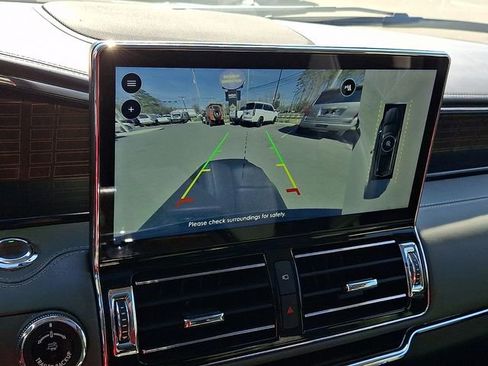 Used 2022 Lincoln Navigator L Black Label image 23