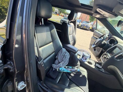 Used 2017 Dodge Durango GT w/ Premium Group AWD/4WD image 5