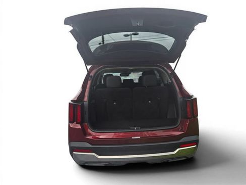 Used 2024 Kia Sorento S w/ Panoramic Sunroof Package FWD image 10