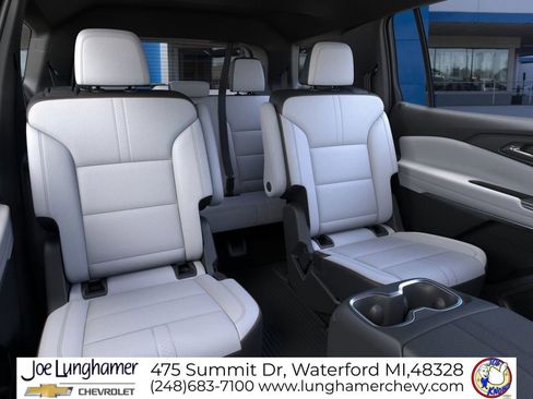 New 2026 Chevrolet Traverse High Country w/ LPO, Floor Liner Package image 17