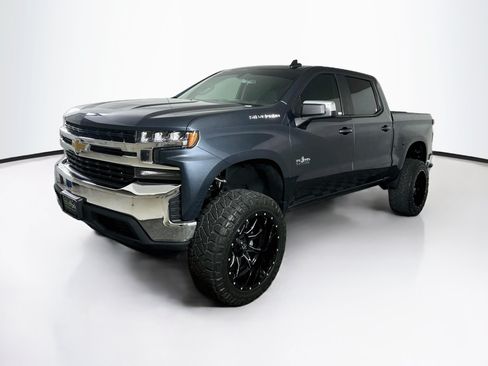 Used 2020 Chevrolet Silverado 1500 LT w/ Texas Edition RWD image 3