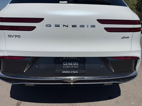 Used 2026 Genesis GV70 2.5T Select AWD/4WD image 23