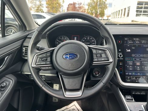 Certified 2025 Subaru Outback Premium image 10