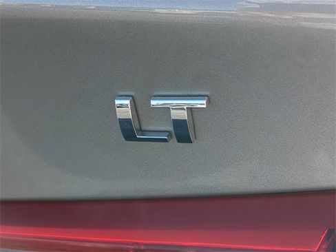 Used 2024 Chevrolet Malibu LT image 13