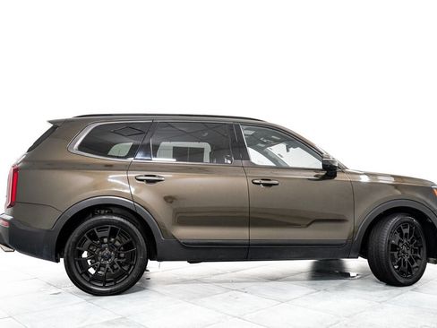 Used 2021 Kia Telluride SX w/ SX Prestige Package AWD/4WD image 7