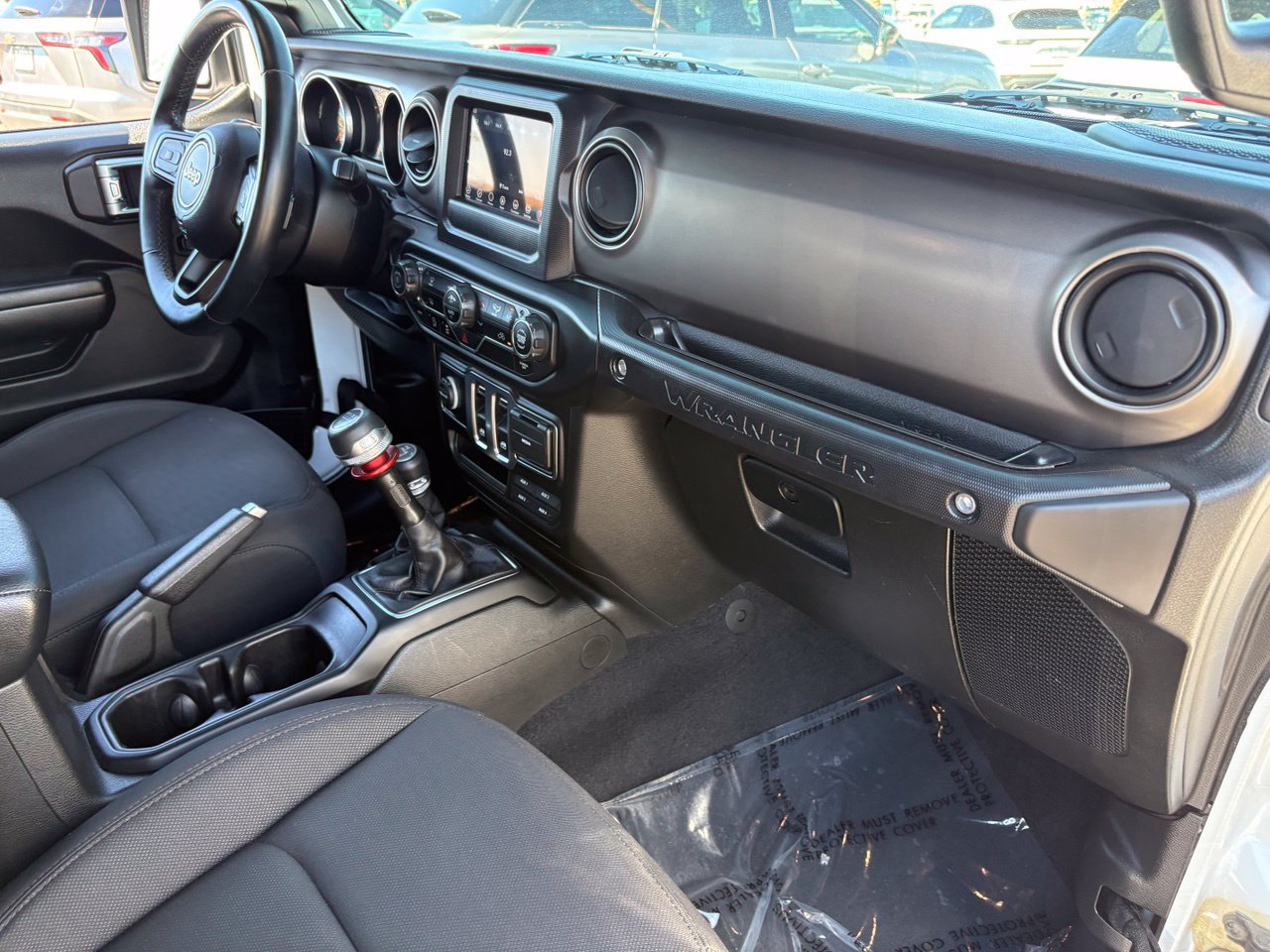 Used 2020 Jeep Wrangler Sport AWD/4WD image 13