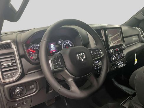 Used 2025 RAM 1500 Big Horn AWD/4WD image 12